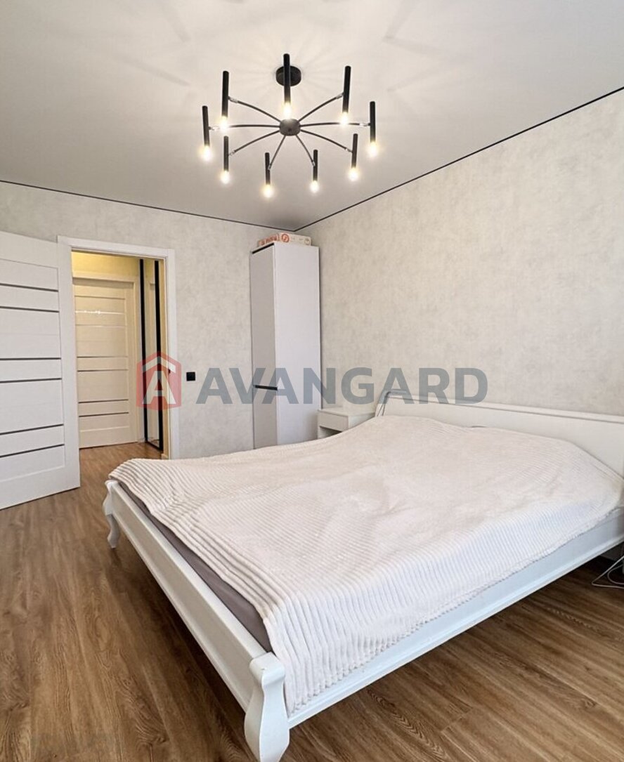 2 ����. ��������, 43/28/7 ��. �., 4/5 ���� ���� 4