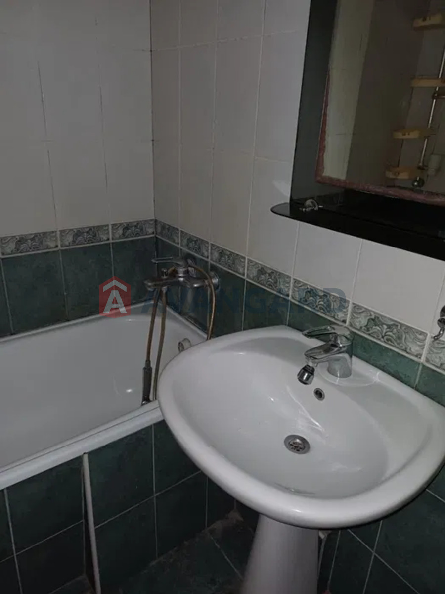 3 . , 60/-/8 . ., 7/9   7