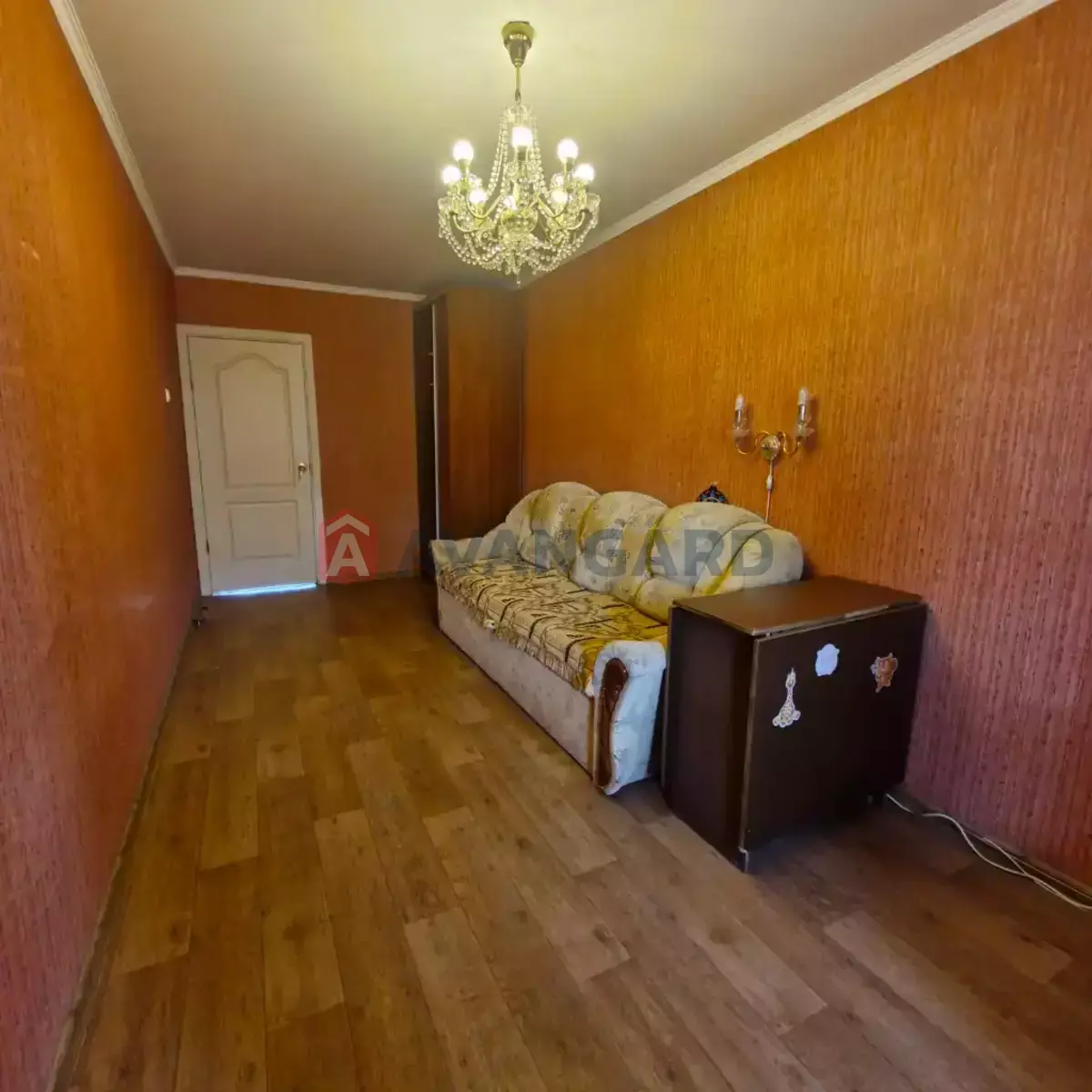 3 ��. ��������, 64/30/8 ��. �., 4/9 ������ ���� 9