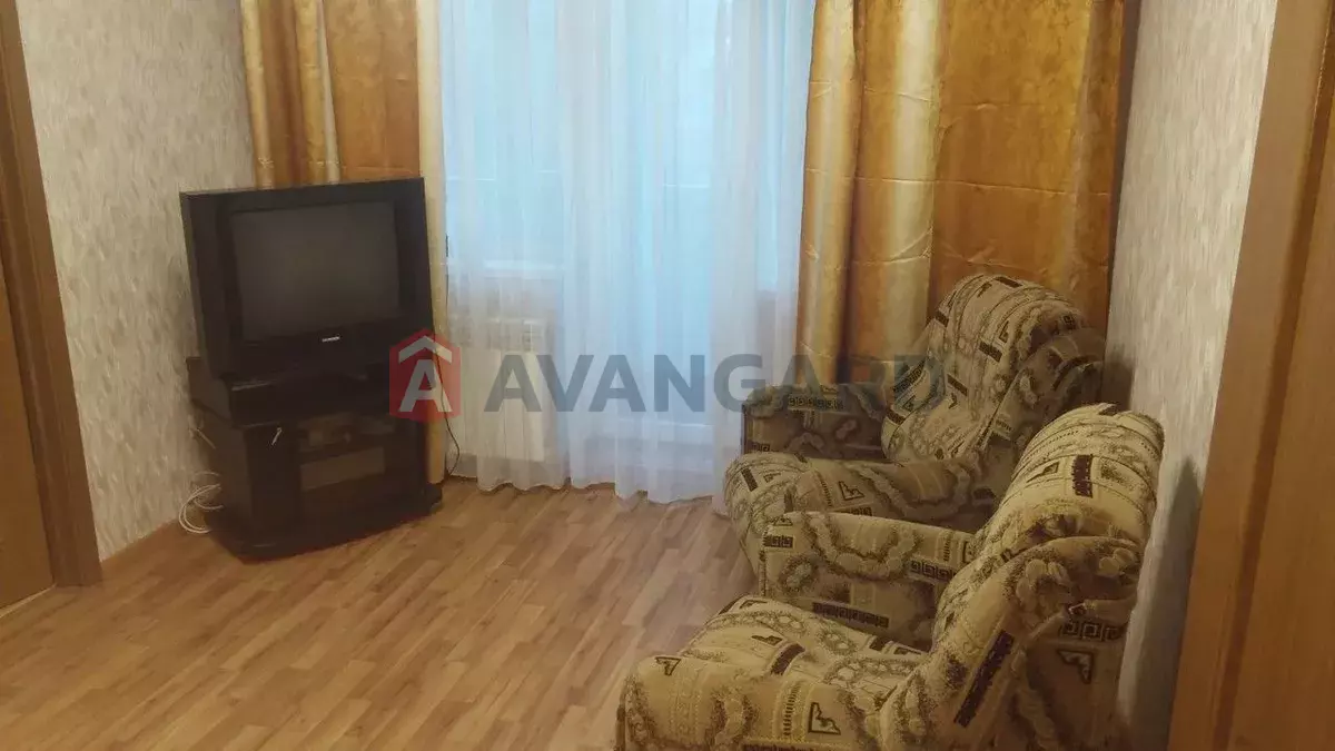 2 ��. ��������, 40/-/8 ��. �., 5/5 ������ ���� 6