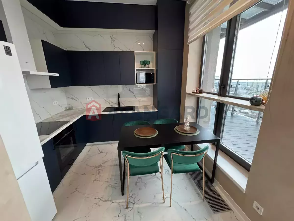 4 ��. ��������, 120/-/40 ��. �., 12/12 ������ ���� 5