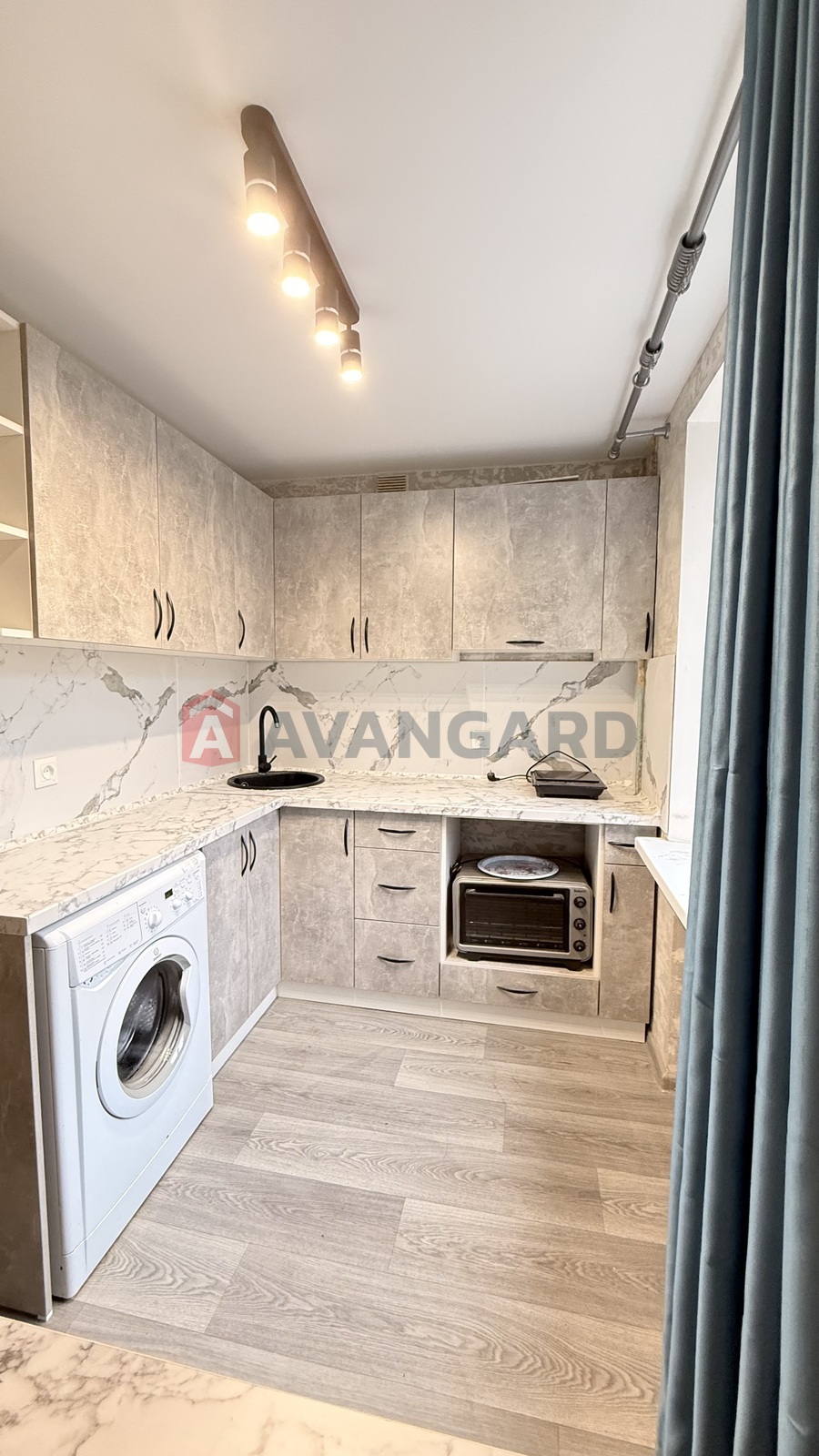 1 ����. ��������, 31/-/6 ��. �., 4/5 ���� ���� 1