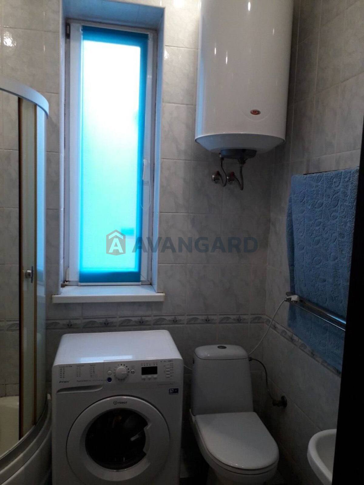 1 ����. ��������, 49/28/10 ��. �., 2/2 ���� ���� 9