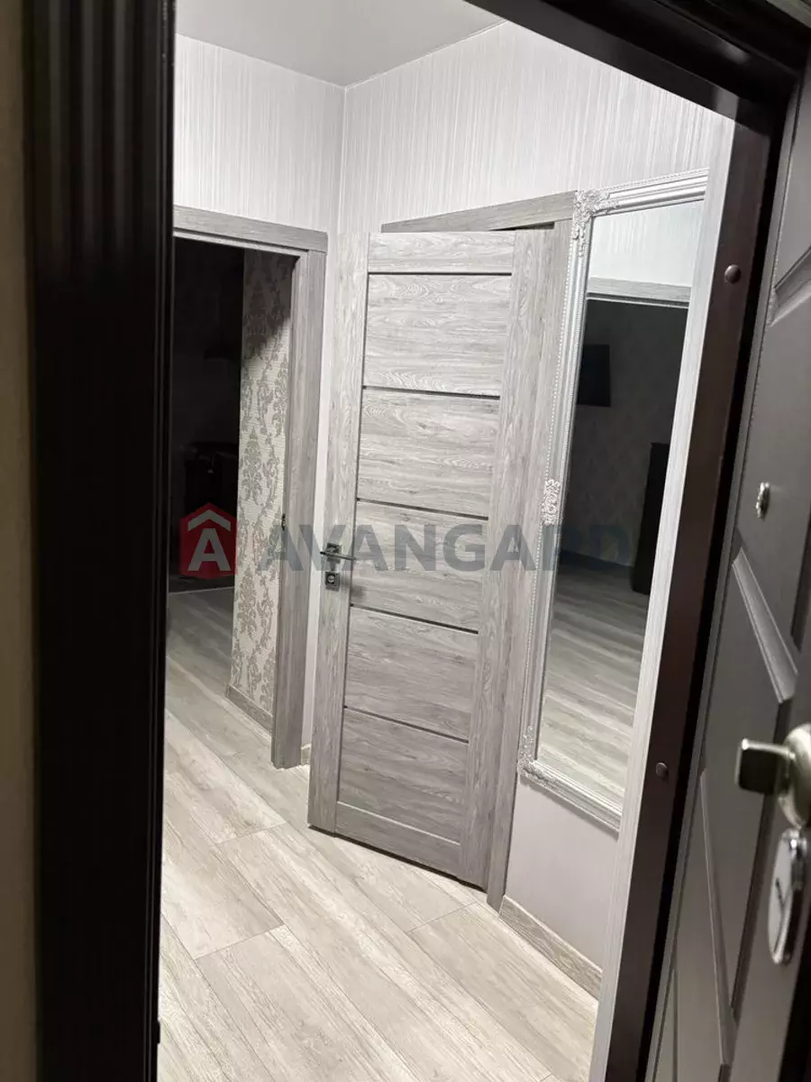 2 ����. ��������, 46/-/20 ��. �., 8/10 ���� ���� 22