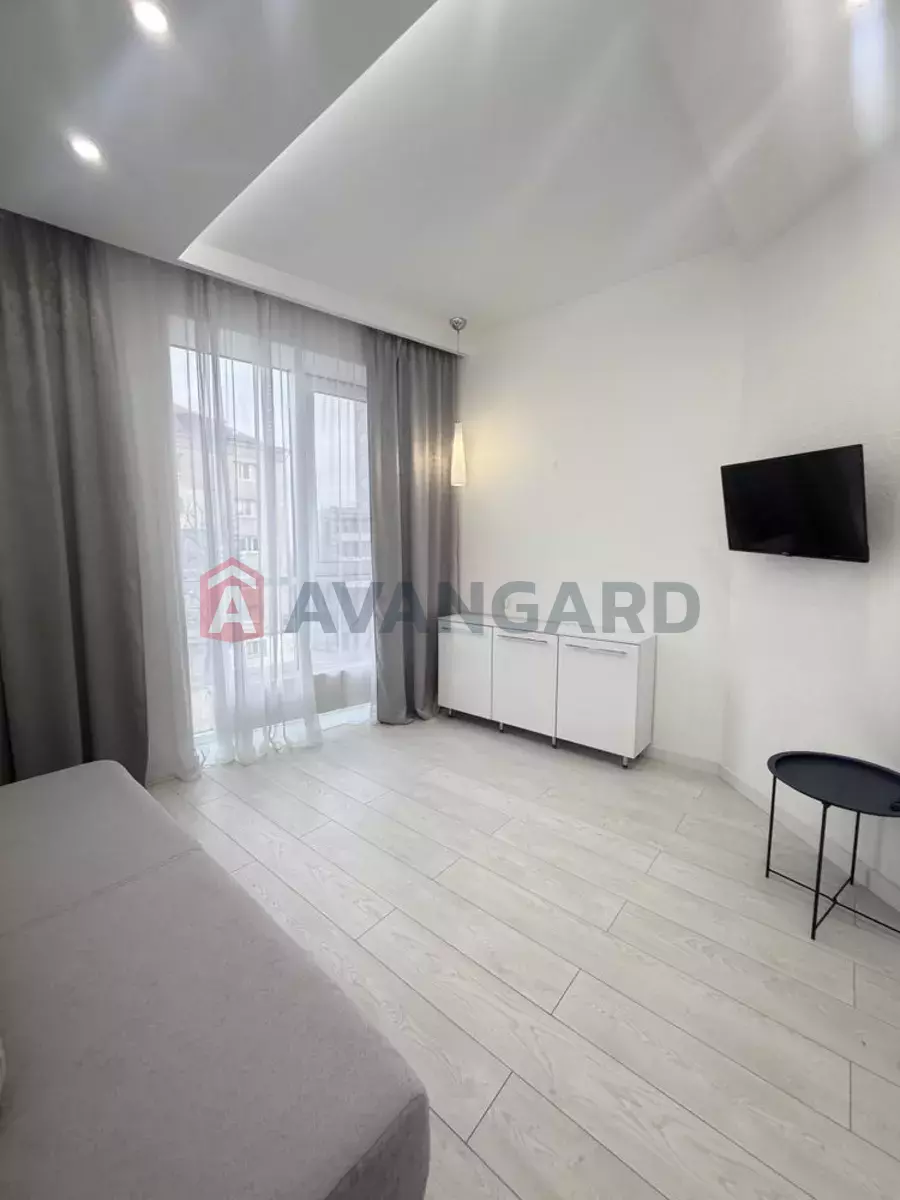 3 ��. ��������, 71/-/25 ��. �., 2/24 ������ ���� 8