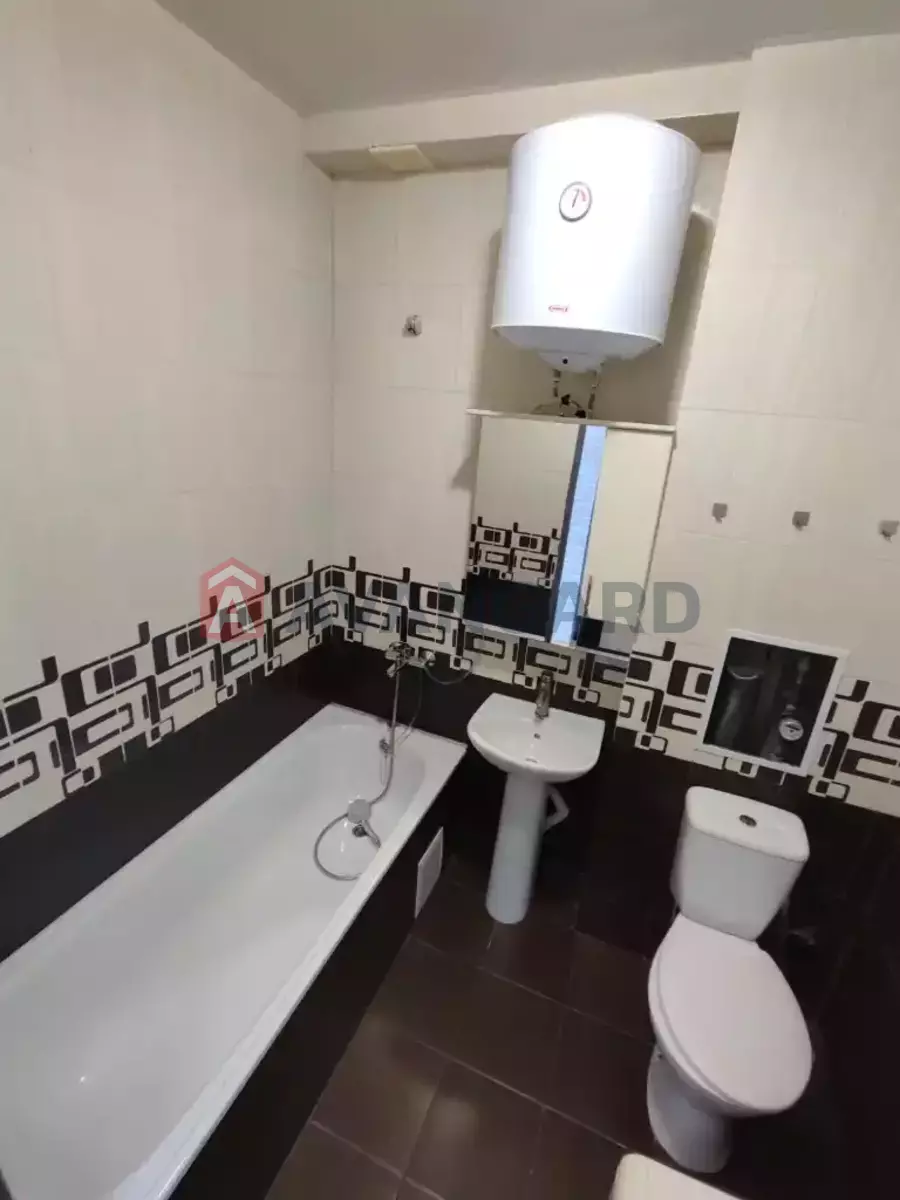 1 ��. ��������, 39/-/- ��. �., 2/4 ������ ���� 3