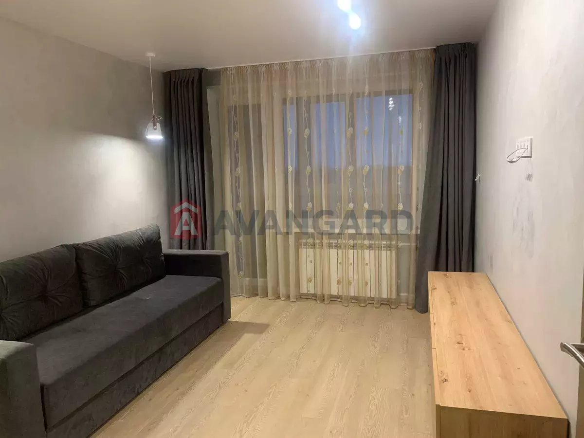 1 ����. ��������, 40/-/8 ��. �., 11/16 ���� ���� 2