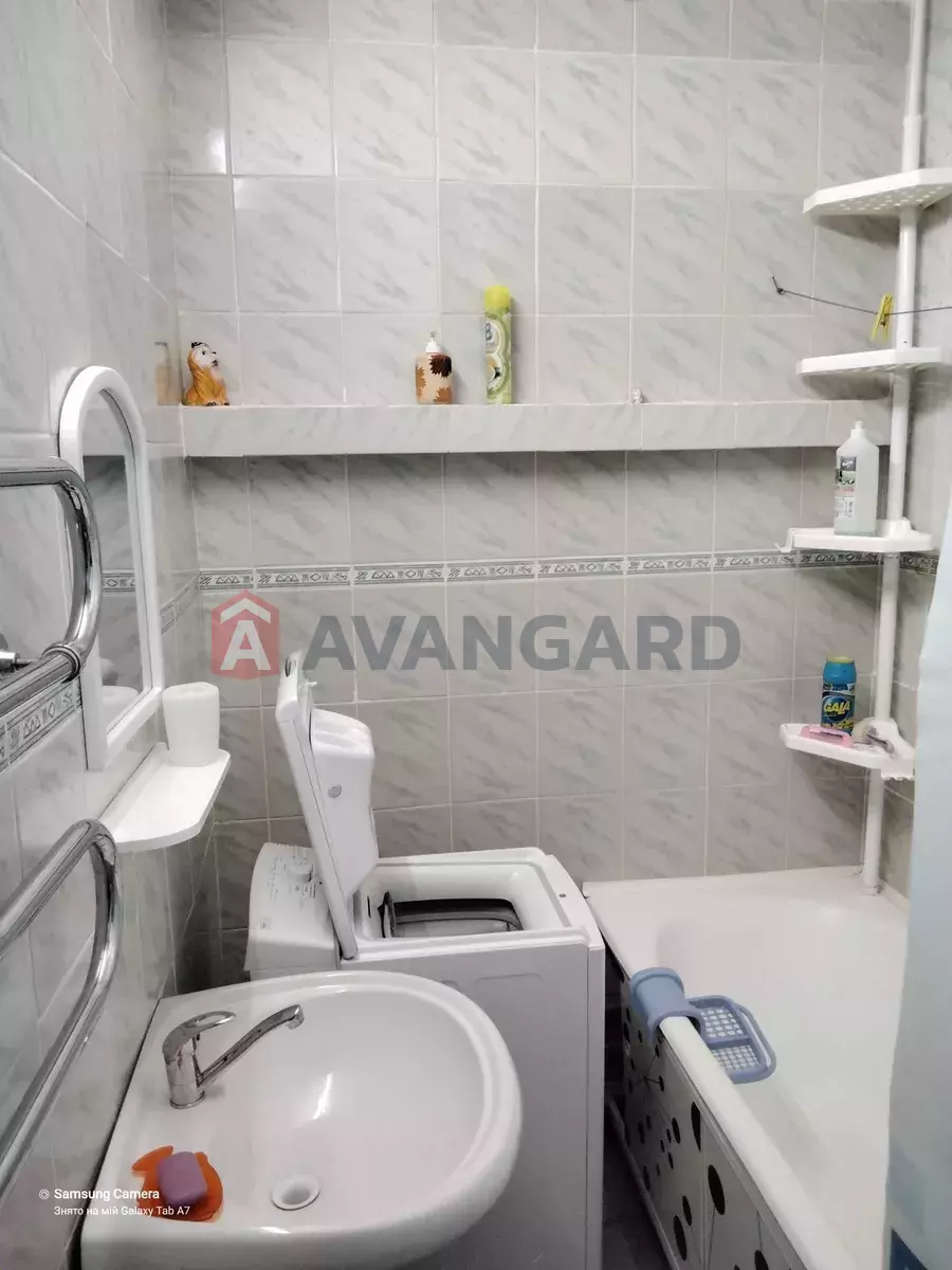 3 ��. ��������, 65/-/12 ��. �., 7/9 ������ ���� 14