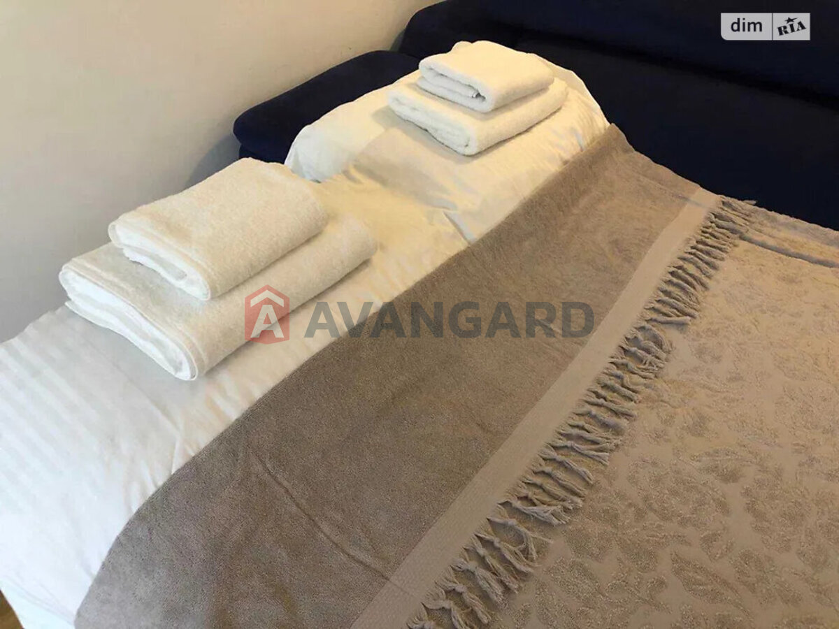 1 ��. ��������, 31/-/- ��. �., 3/17 ������ ���� 18