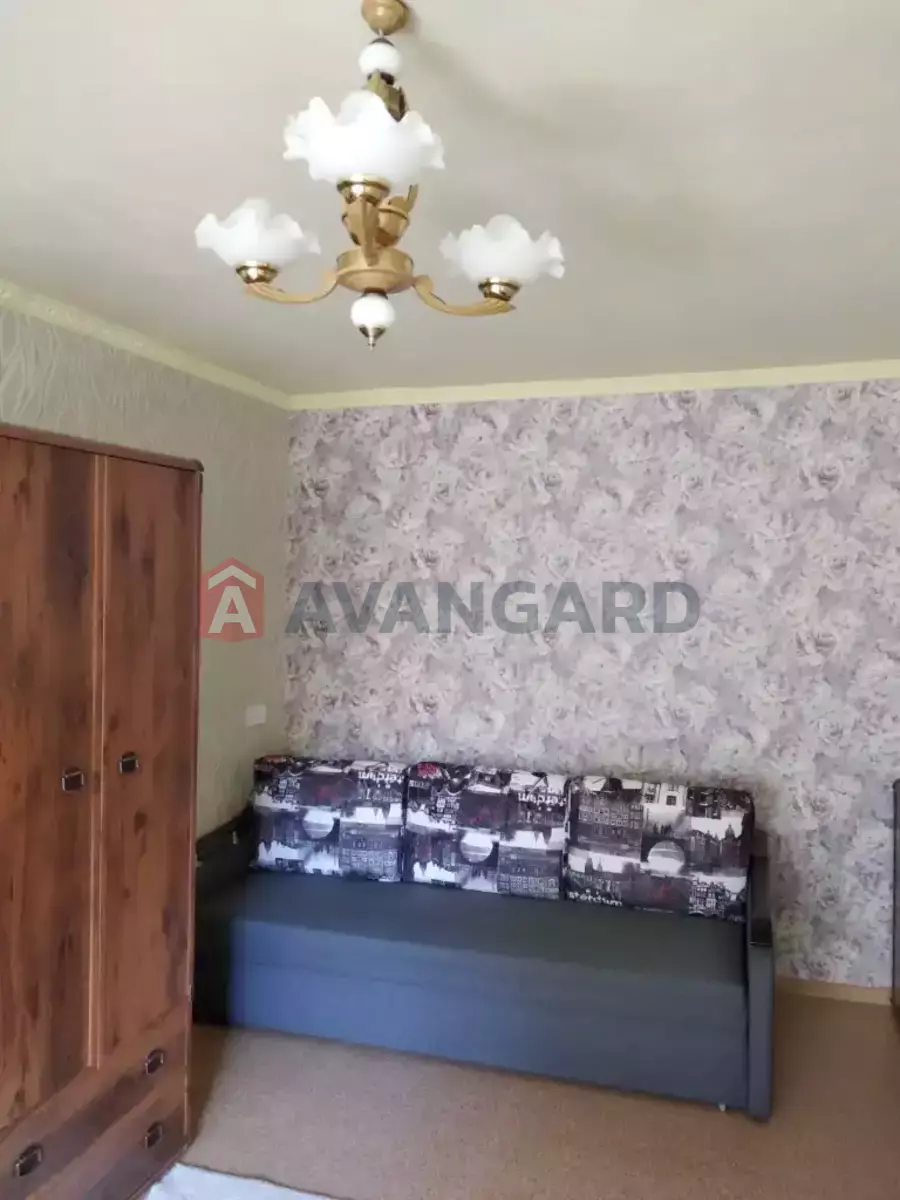 1 ��. ��������, 32/18/6 ��. �., 3/5 ������ ���� 6