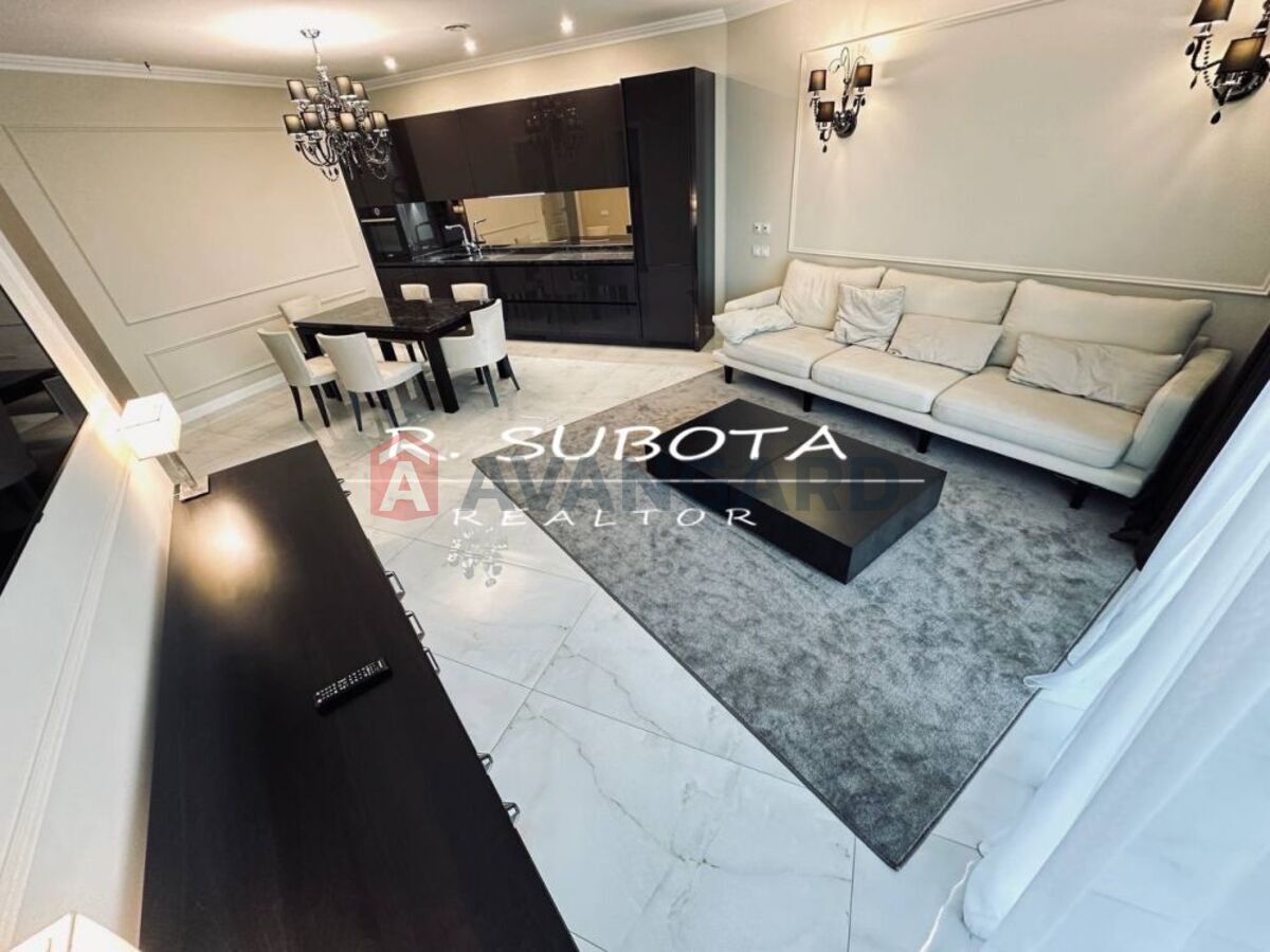 3 ��. ��������, 94/-/- ��. �., 8/22 ������ ���� 3