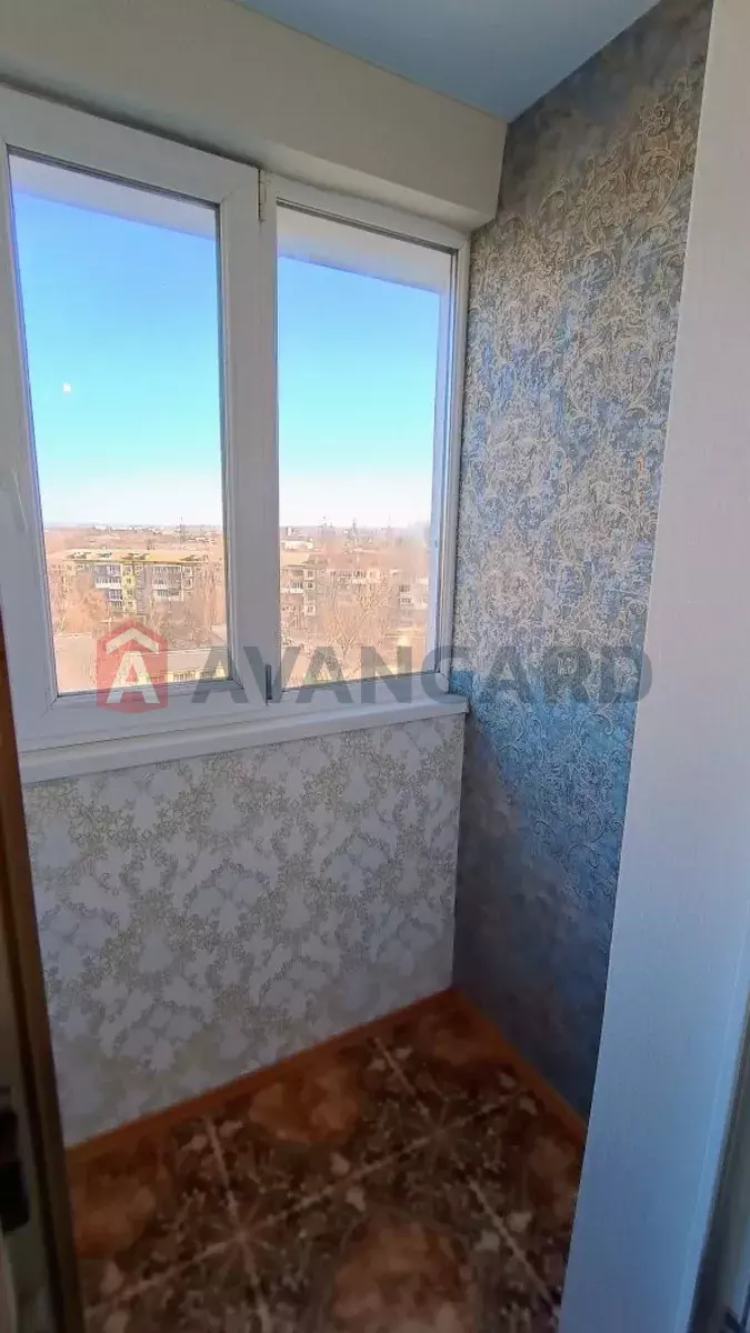 2 ��. ��������, 48/-/7 ��. �., 9/9 ������ ���� 11