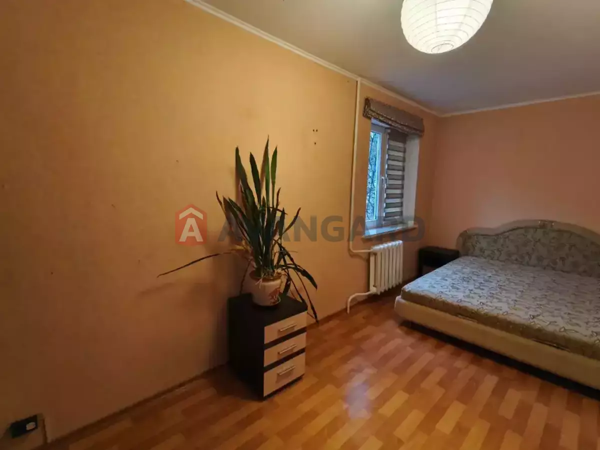 2 ��. ��������, 46/30/6 ��. �., 2/5 ������ ���� 4