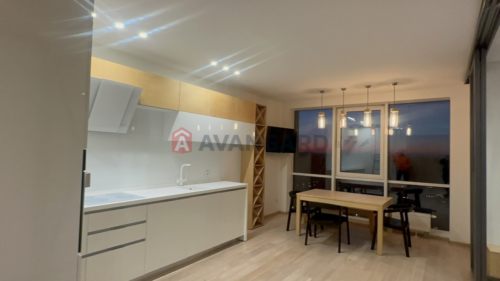 2 ��. ��������, 84/-/20 ��. �., 23/25 ������ ���� 1