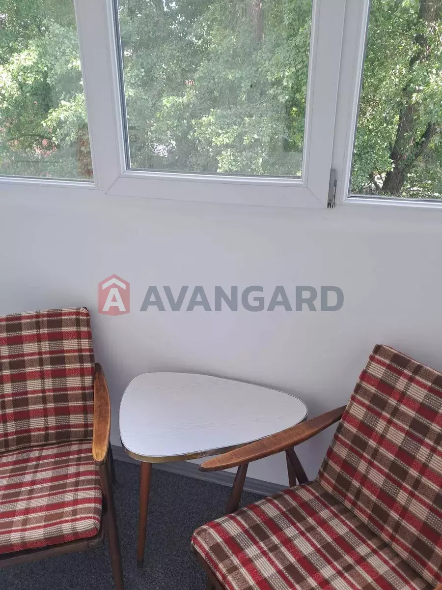 1 ����. ��������, 30/-/4 ��. �., 3/4 ���� ���� 5