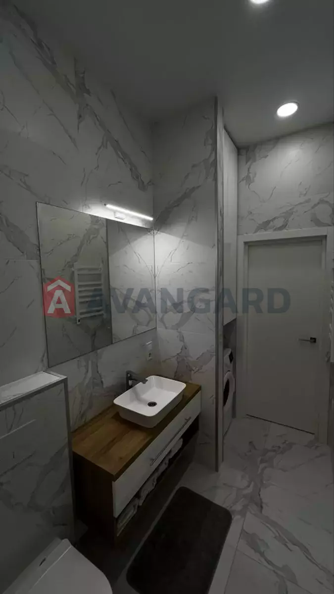 1 ��. ��������, 50/14/14 ��. �., 10/10 ������ ���� 8