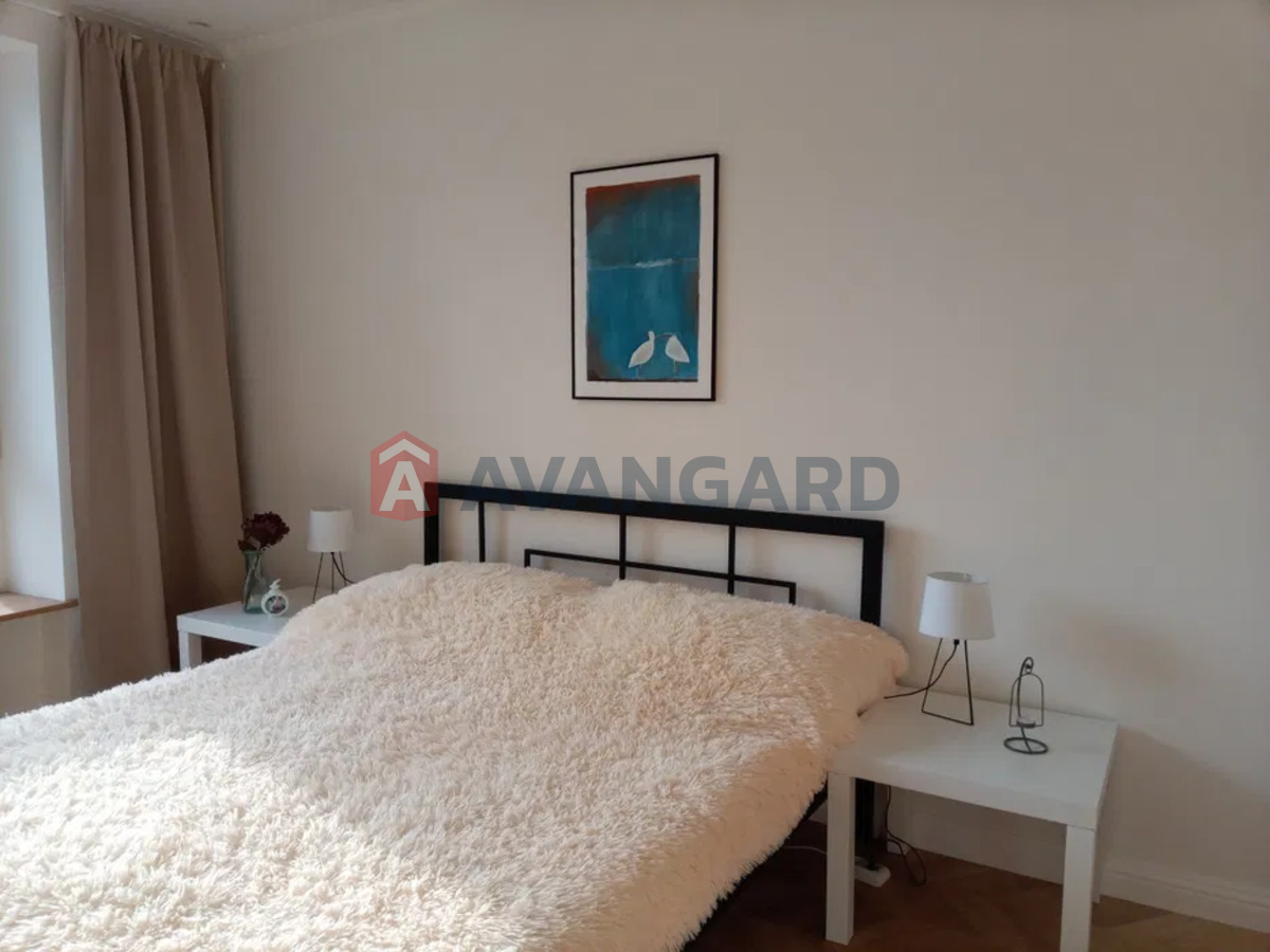 1 ��. ��������, 40/-/15 ��. �., 6/11 ������ ���� 1