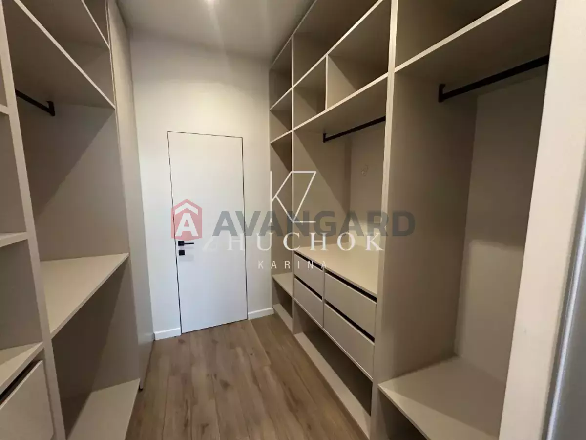 4 ��. ��������, 140/110/15 ��. �., 8/14 ������ ���� 10