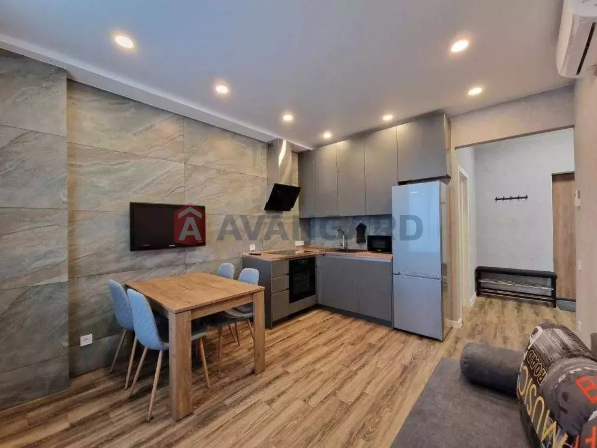 1 ����. ��������, 40/-/20 ��. �., 18/23 ���� ���� 3