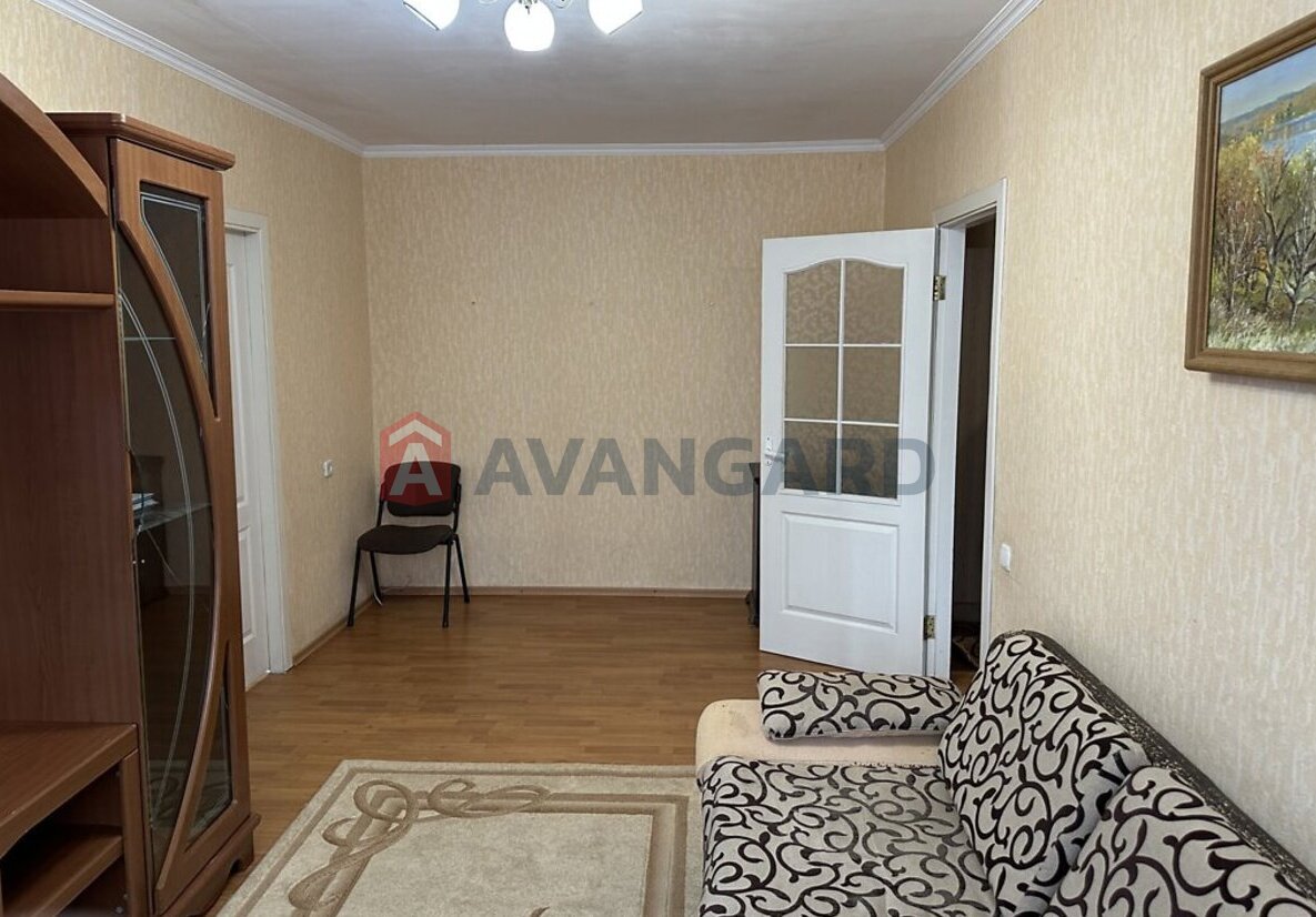 2 ����. ��������, 45/27/6 ��. �., 3/5 ���� ���� 3