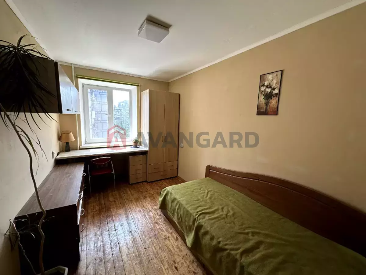 3 ����. ��������, 57/-/6 ��. �., 7/9 ���� ���� 2