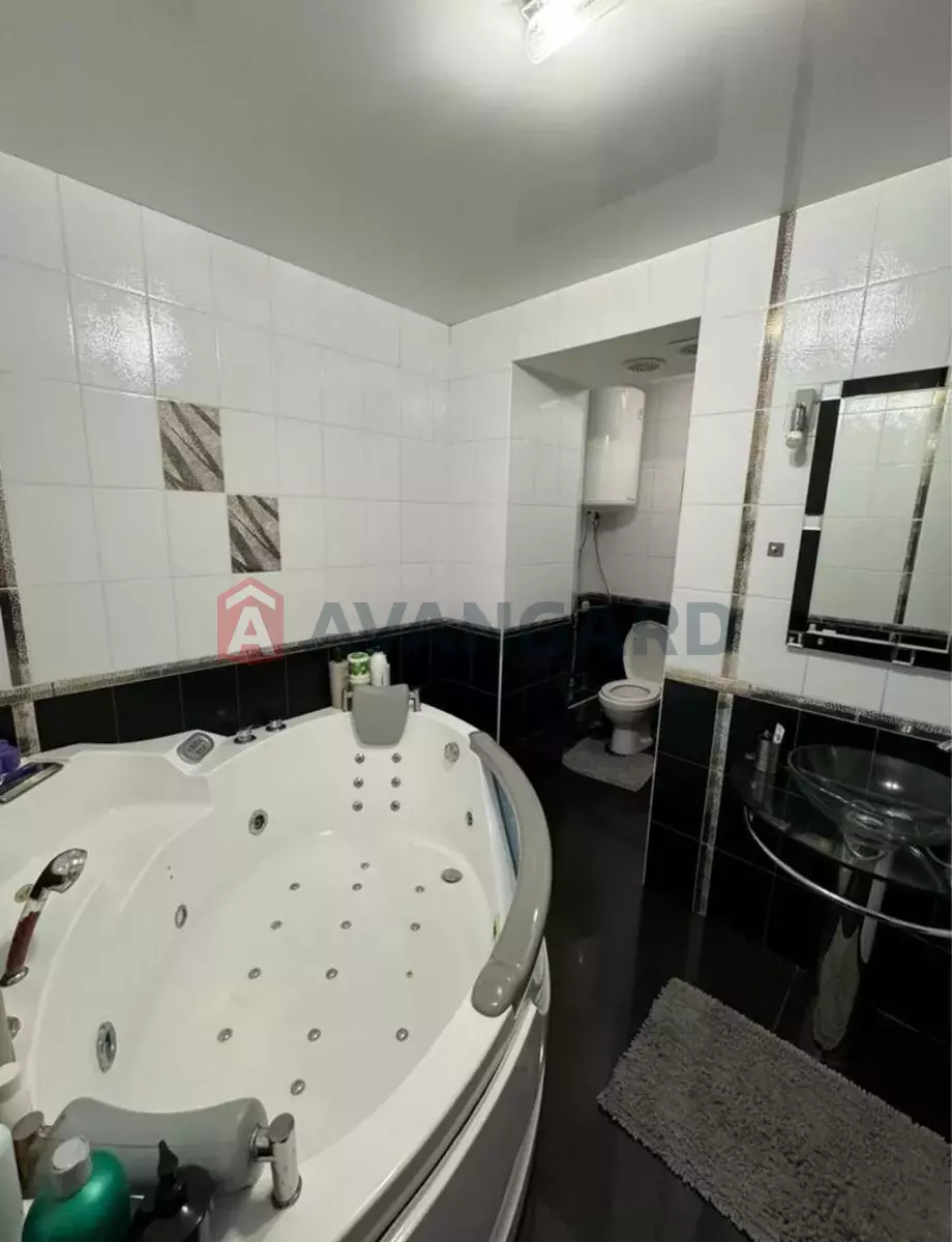 3 ����. ��������, 79/-/30 ��. �., 3/10 ���� ���� 3