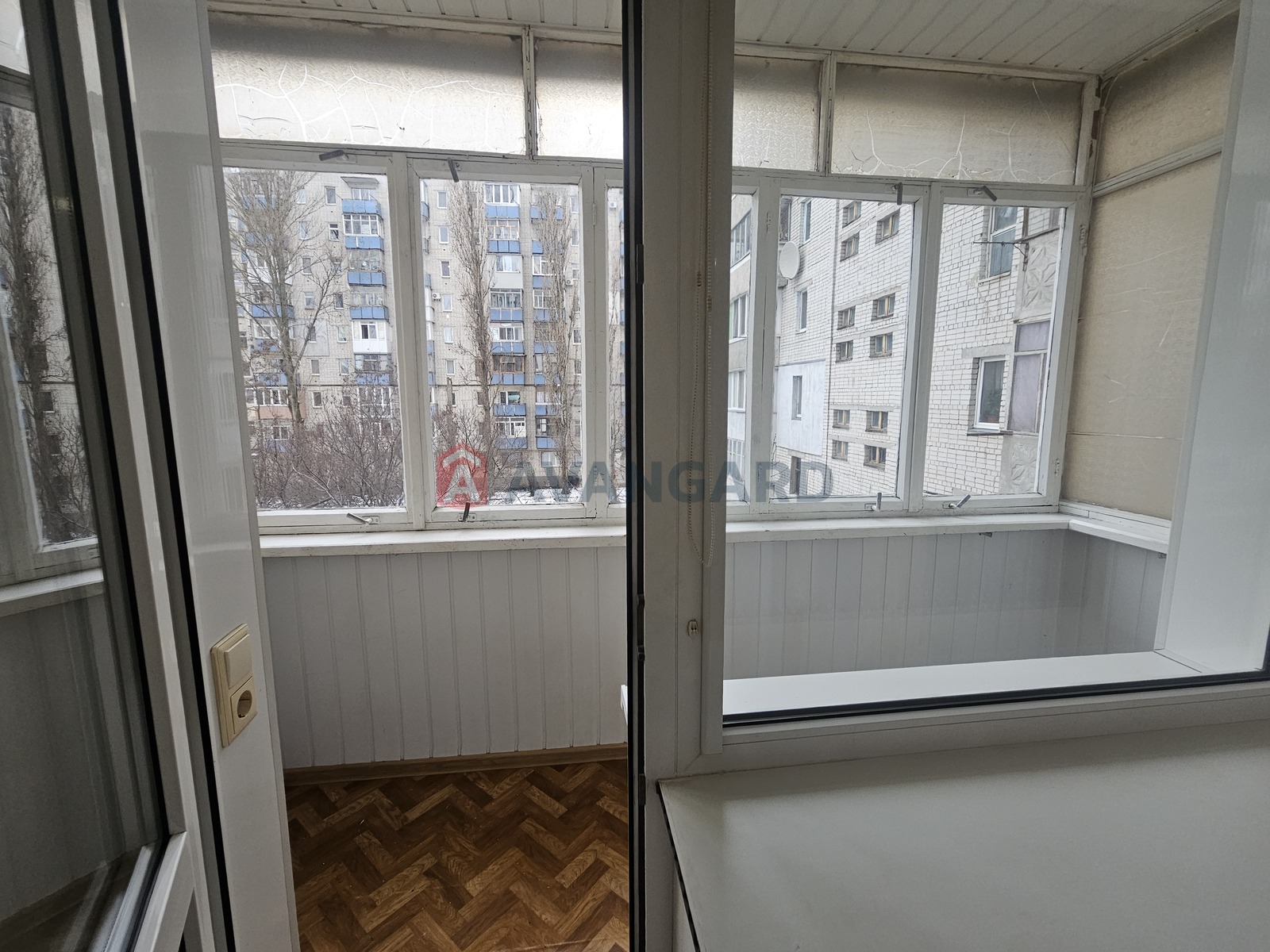 1 ��. ��������, 30/15/7 ��. �., 3/9 ������ ���� 11