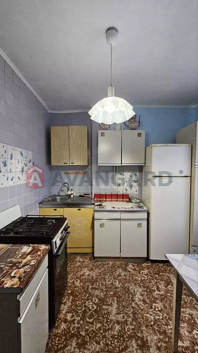 2 ��. ��������, 47/-/8 ��. �., 9/9 ������ ���� 13