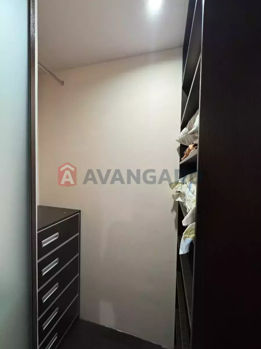 1 ��. ��������, 40/17/14 ��. �., 8/12 ������ ���� 16