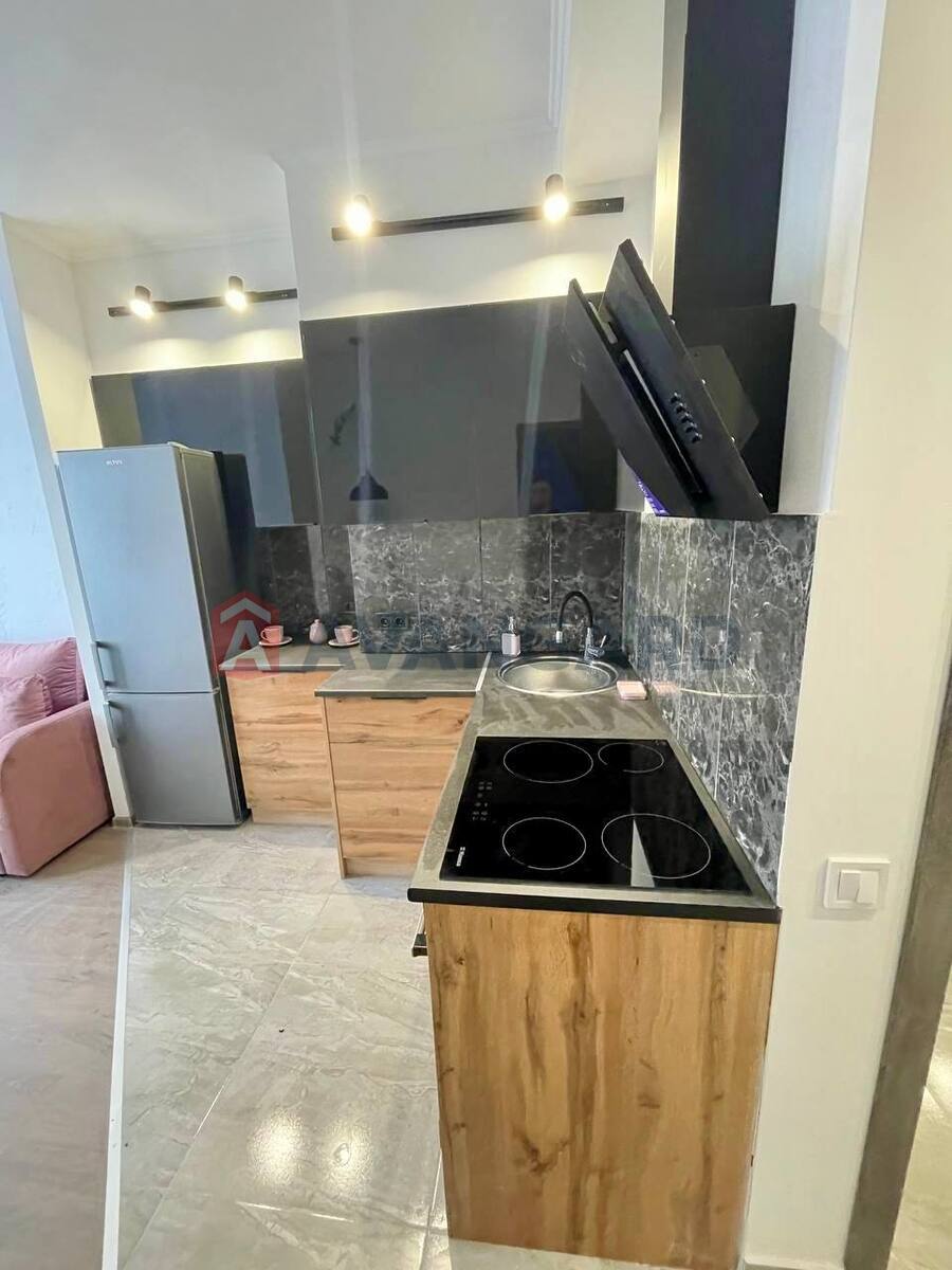 2 ��. ��������, 44/-/- ��. �., 9/10 ������ ���� 7