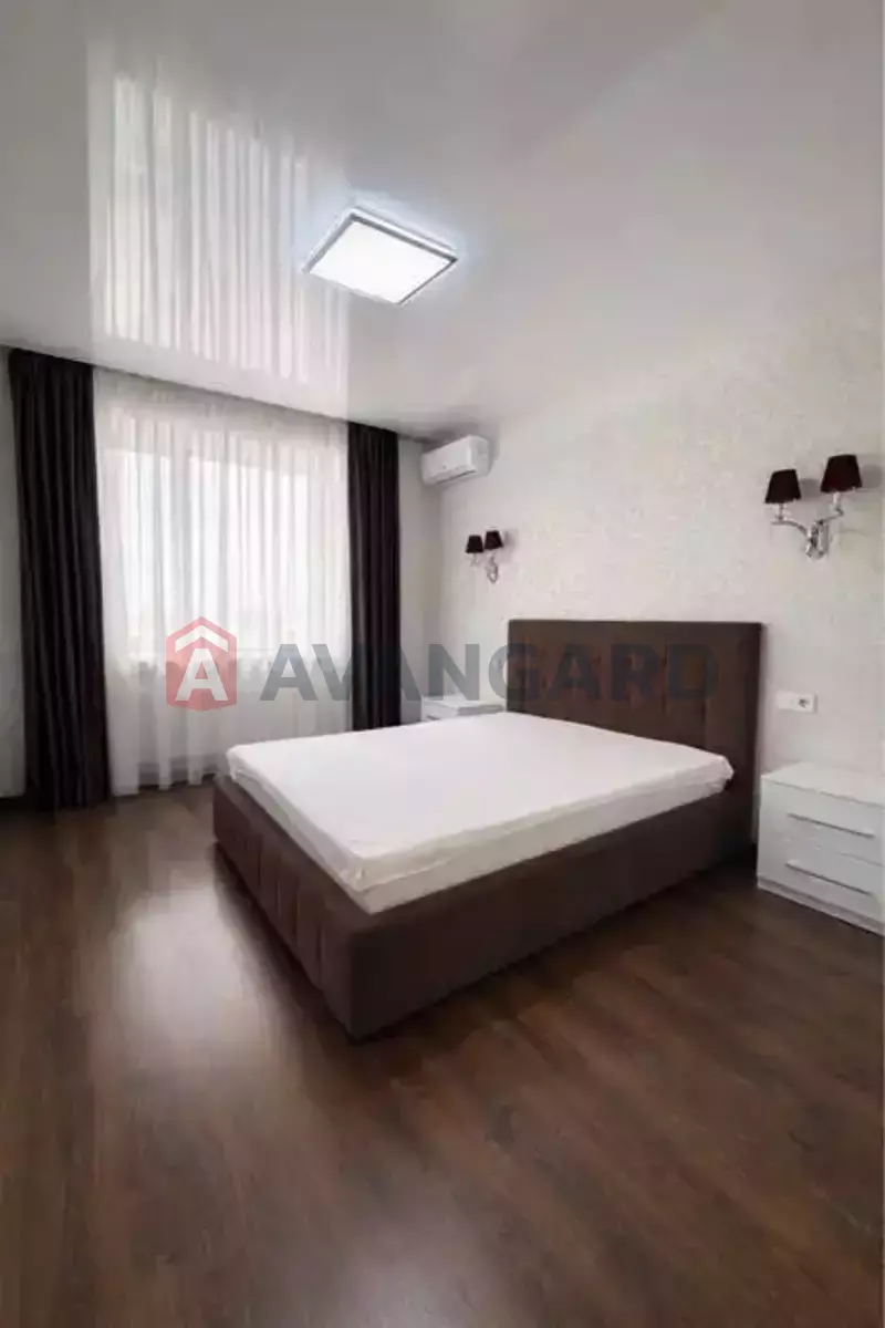 3 ��. ��������, 67/-/- ��. �., 4/12 ������ ���� 6