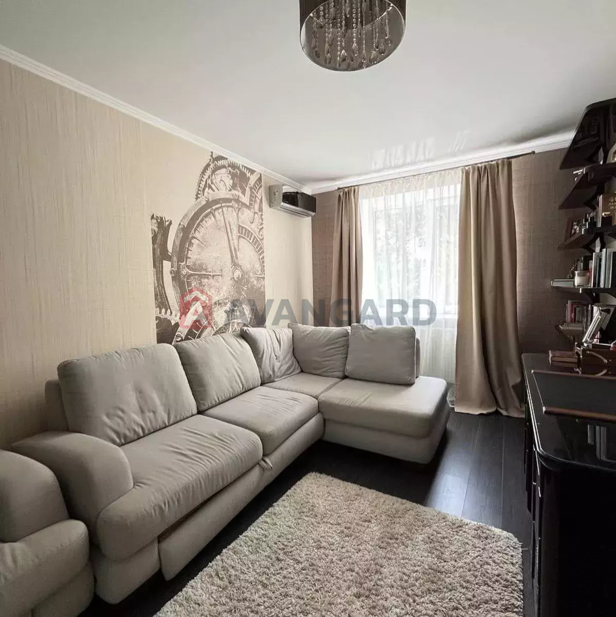 4 ��. ��������, 140/-/15 ��. �., 3/18 ������ ���� 3