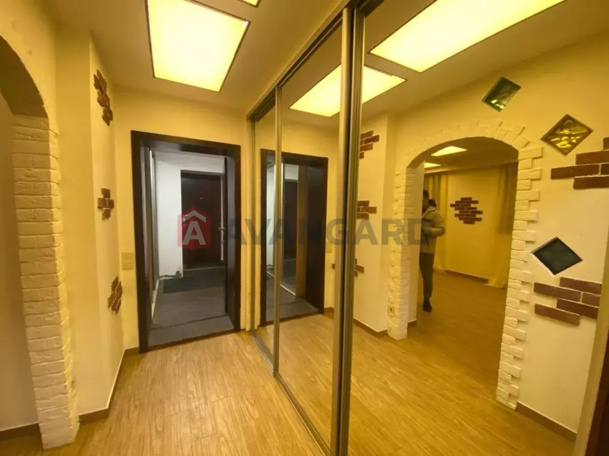 1 ��. ��������, 40/-/- ��. �., 1/5 ������ ���� 7