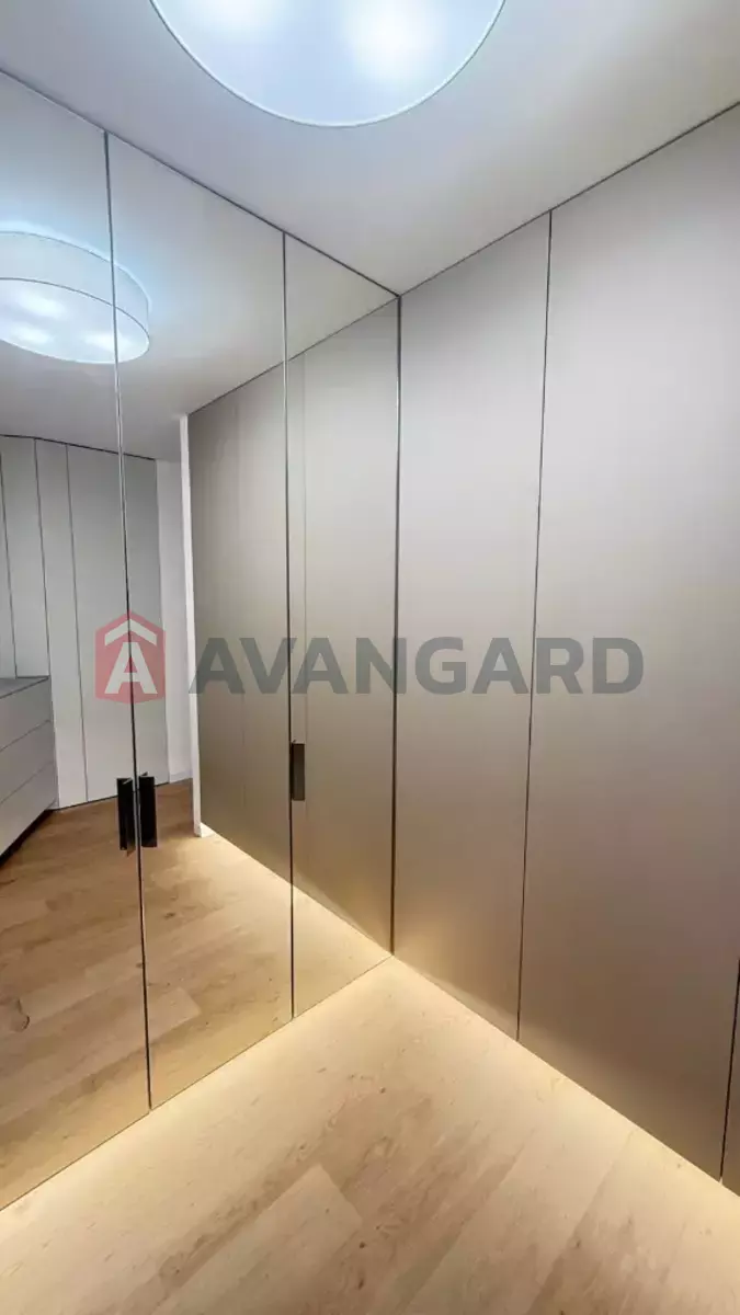 1 ����. ��������, 45/30/16 ��. �., 19/28 ���� ���� 10