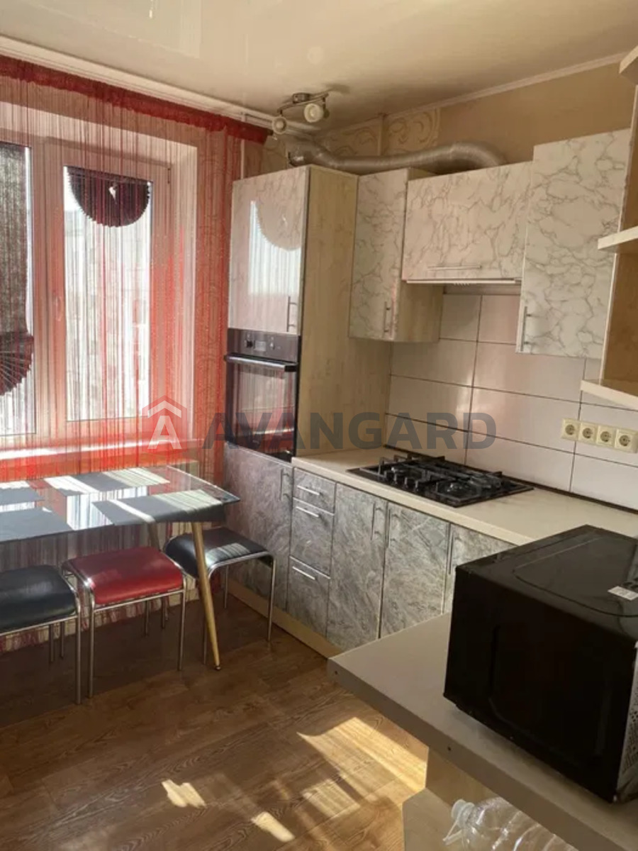 1 ��. ��������, 50/-/9 ��. �., 8/9 ������ ���� 2