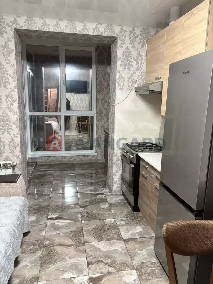 2 ��. ��������, 45/-/- ��. �., 8/10 ������ ���� 6