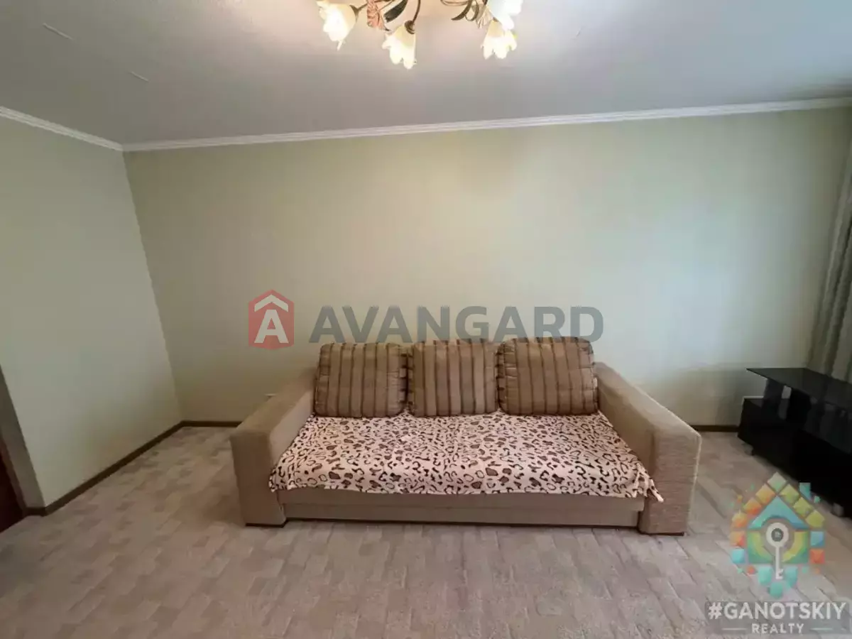 1 ��. ��������, 35/-/- ��. �., 5/5 ������ ���� 6