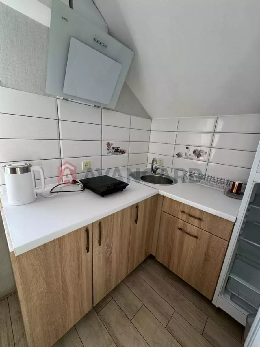 1 ����. ��������, 50/-/8 ��. �., 3/3 ���� ���� 2