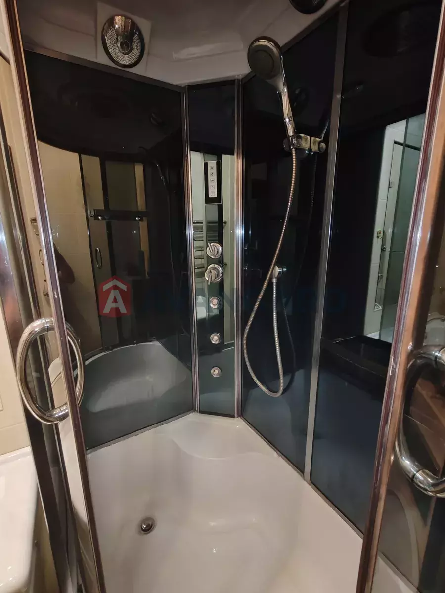 4 ����. ��������, 101/-/9 ��. �., 6/17 ���� ���� 22