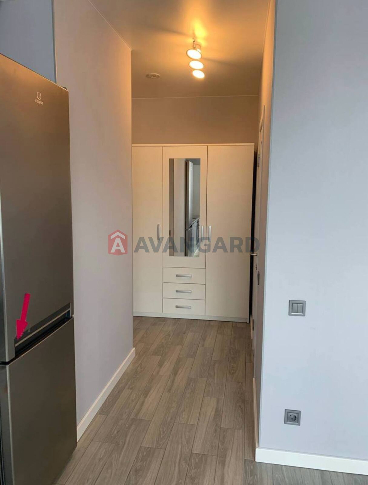 2 ����. ��������, 55/-/12 ��. �., 4/7 ���� ���� 6