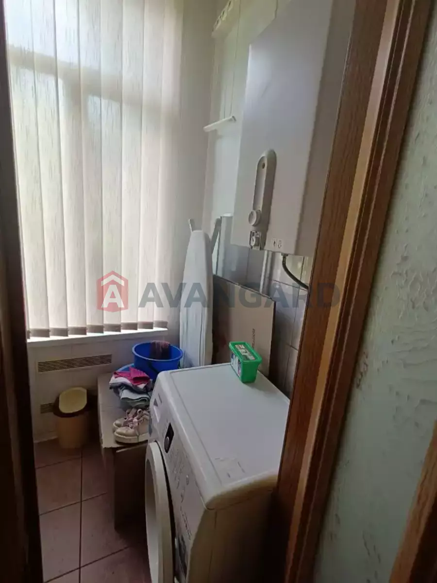 1 . , 46/-/6 . ., 1/4   15