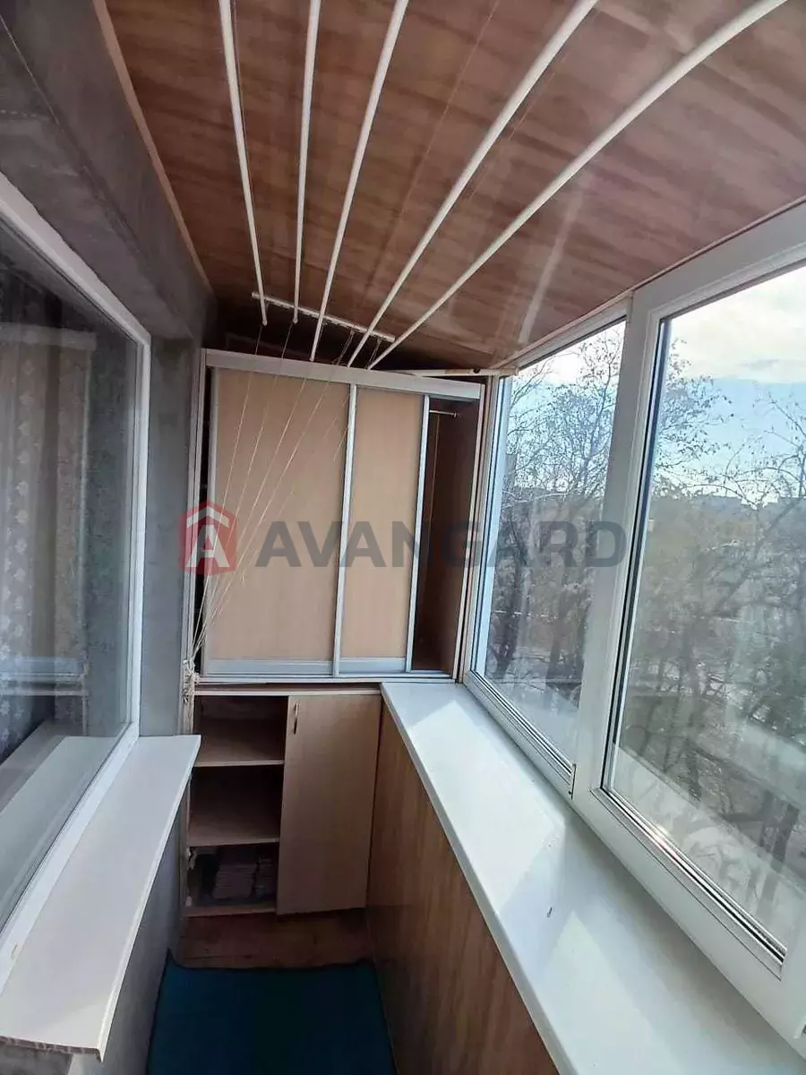 1 ����. ��������, 33/18/6 ��. �., 5/5 ���� ���� 5