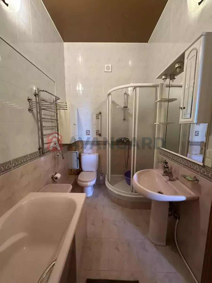 3 ����. ��������, 128/78/18 ��. �., 5/8 ���� ���� 11