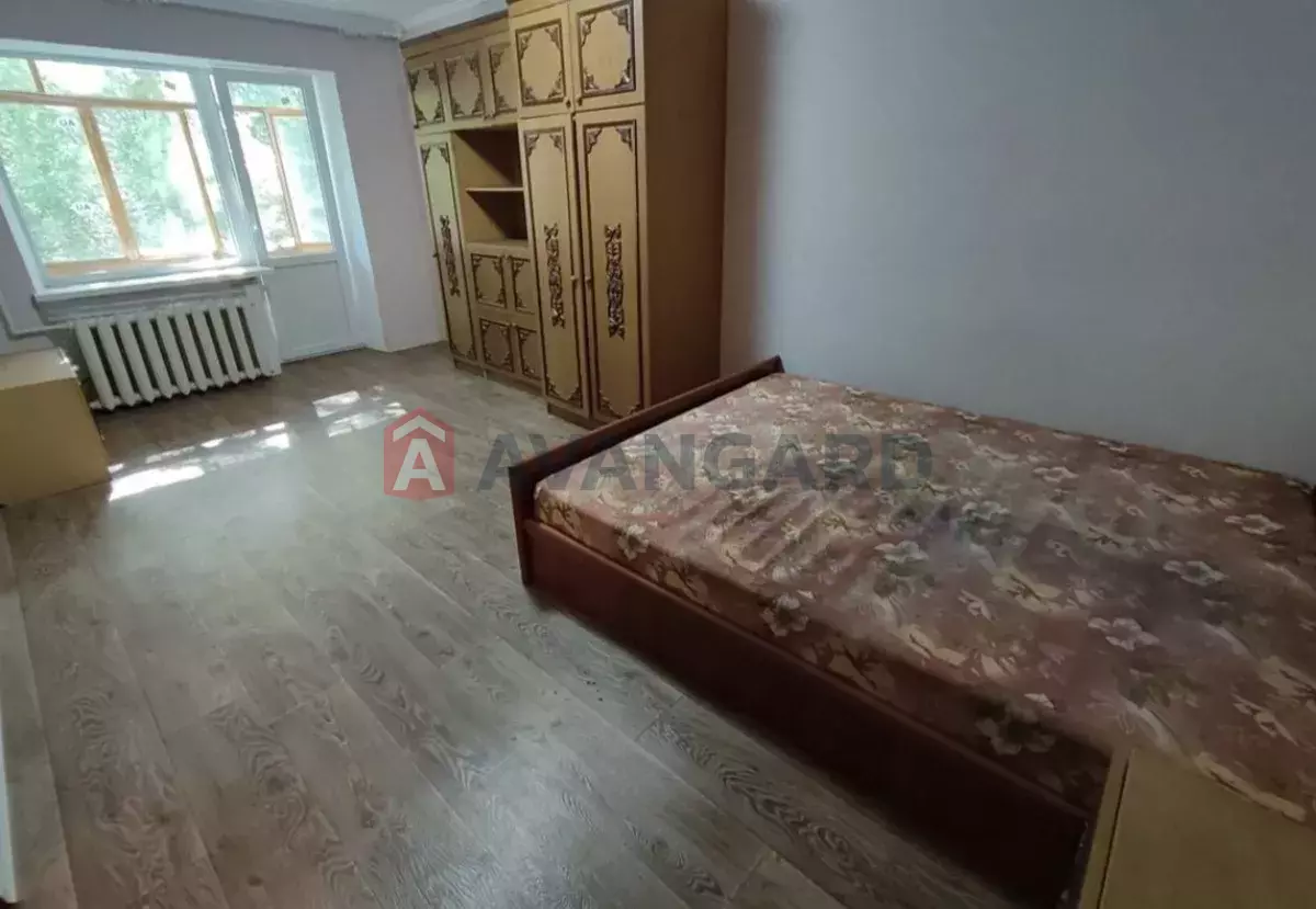 1 ��. ��������, 35/-/6 ��. �., 2/5 ������ ���� 5