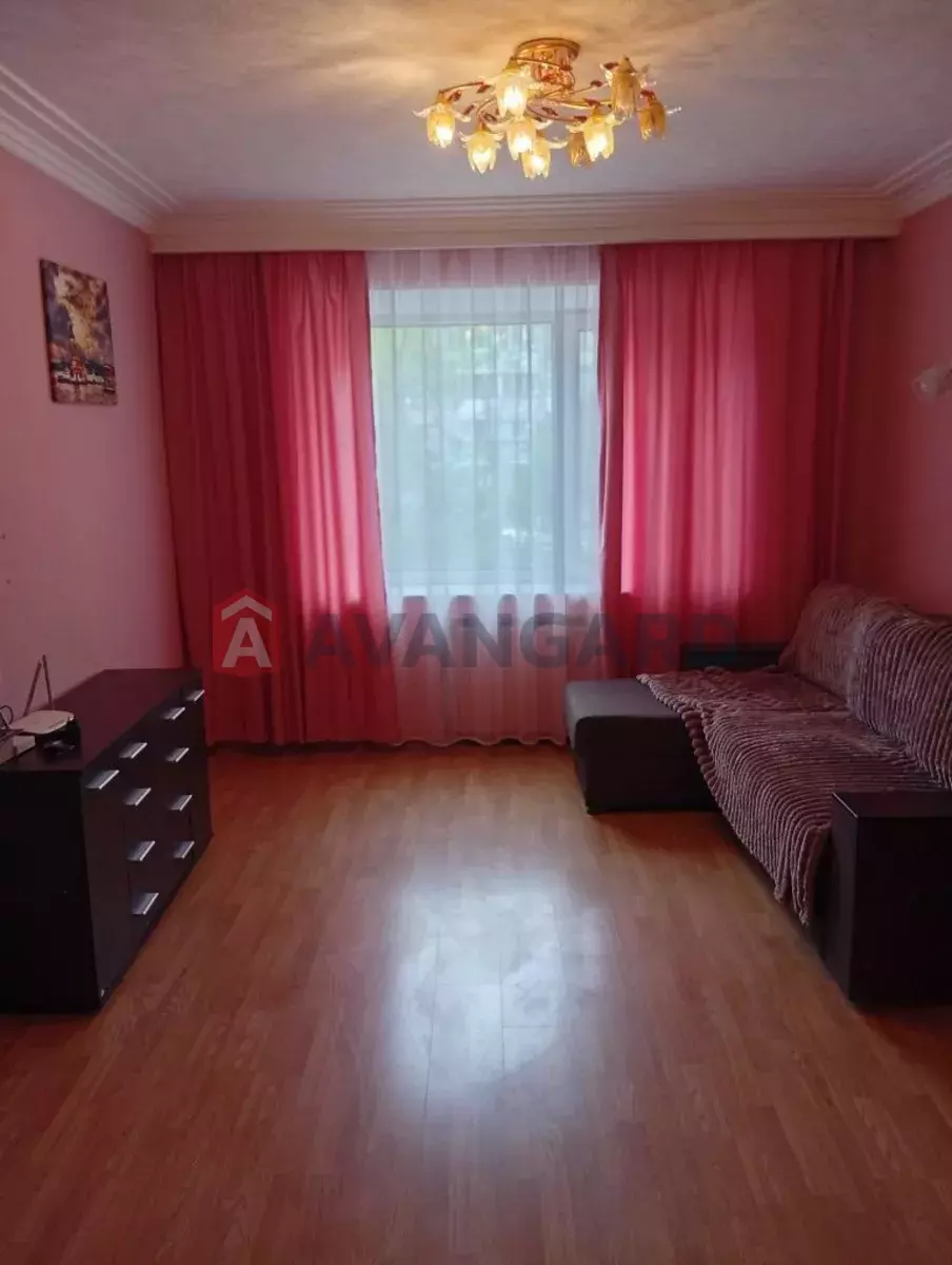 3 ��. ��������, 65/-/10 ��. �., 2/9 ������ ���� 1