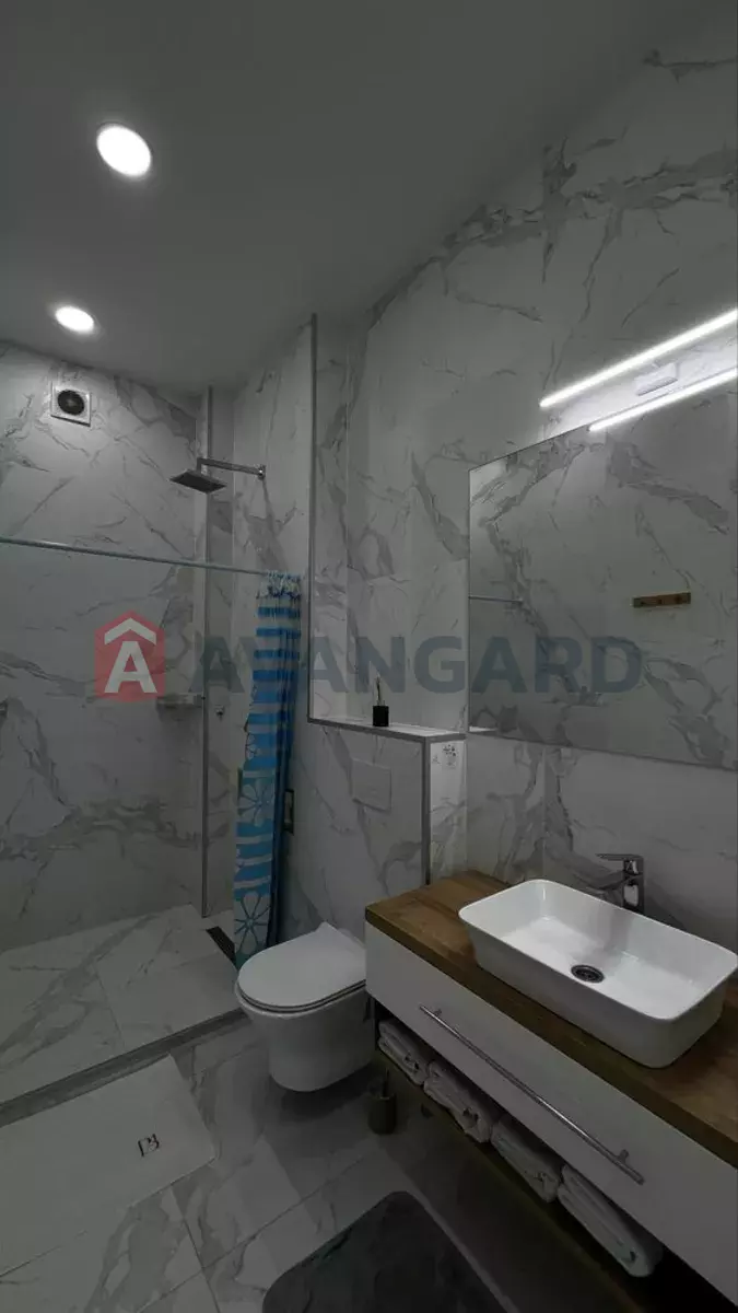 1 ��. ��������, 50/14/14 ��. �., 10/10 ������ ���� 5