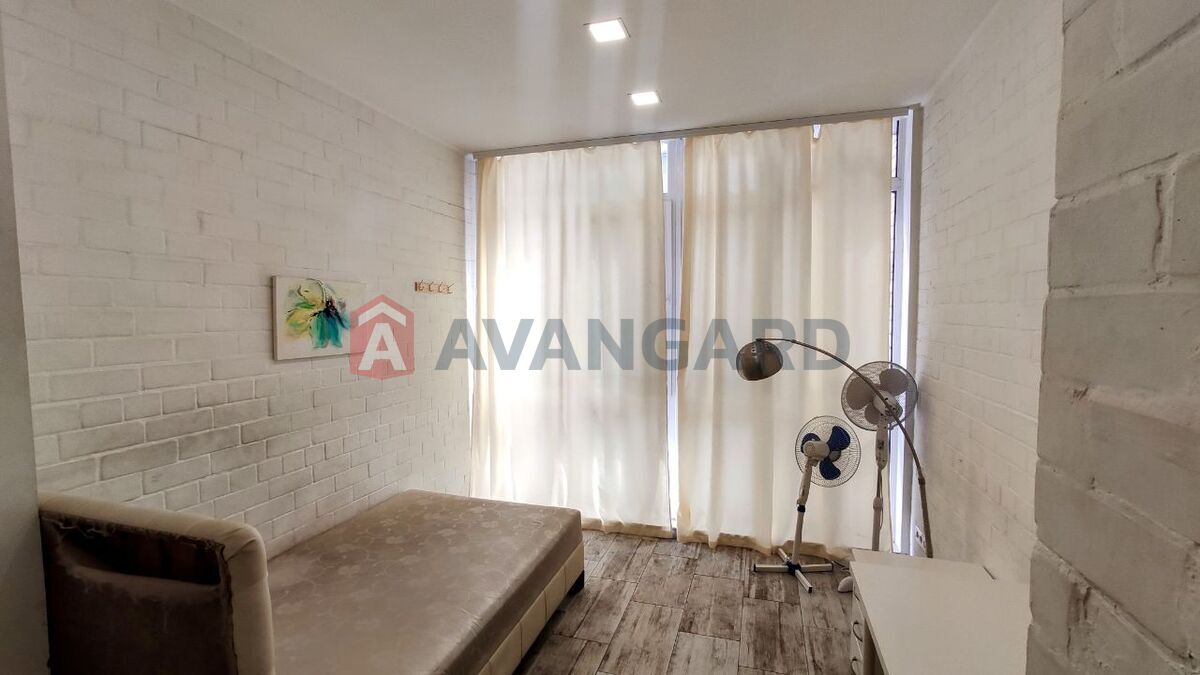 2 ����. ��������, 65/-/30 ��. �., 2/18 ���� ���� 1