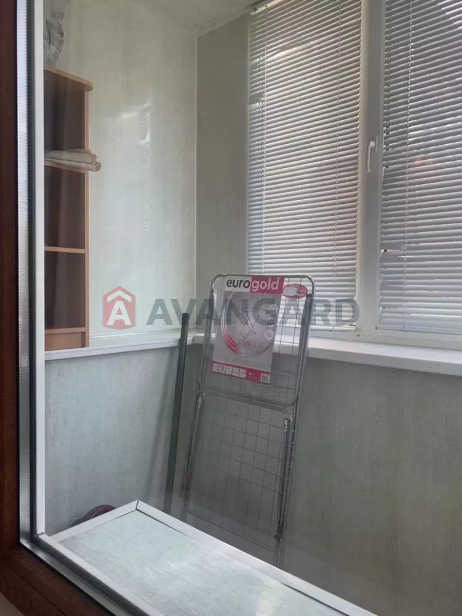 2 ��. ��������, 60/-/7 ��. �., 3/5 ������ ���� 11