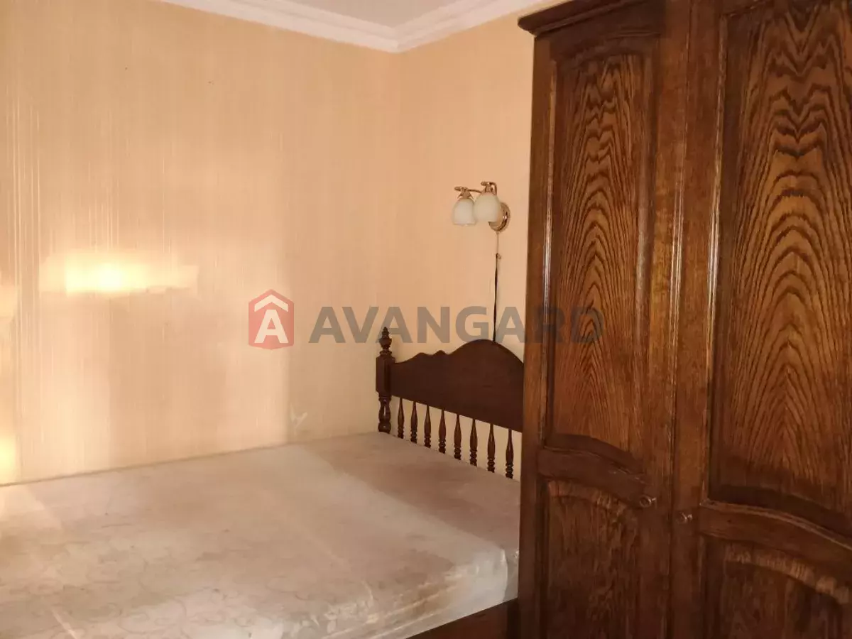 3 ����. ��������, 60/-/7 ��. �., 2/5 ���� ���� 7