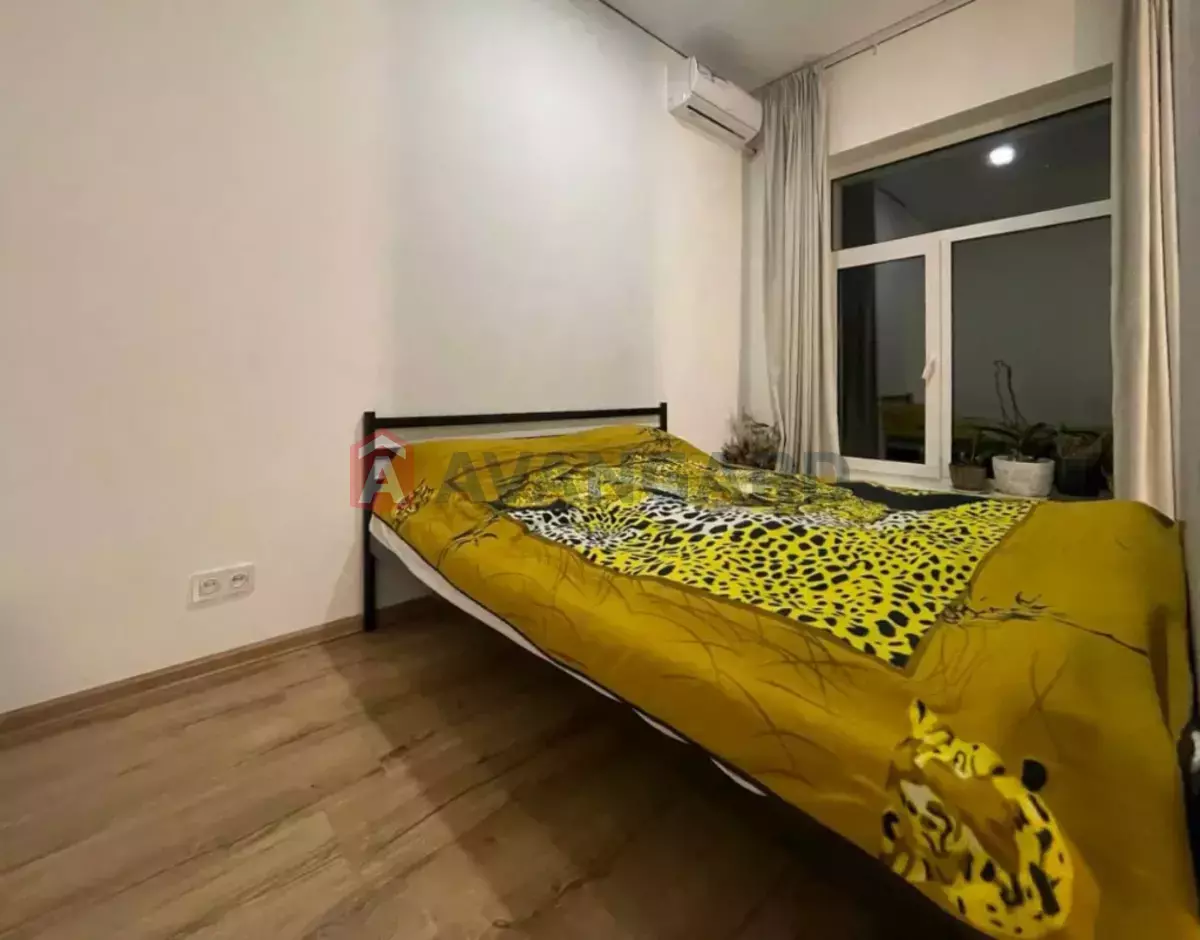 1 ��. ��������, 35/-/- ��. �., 2/5 ������ ���� 5